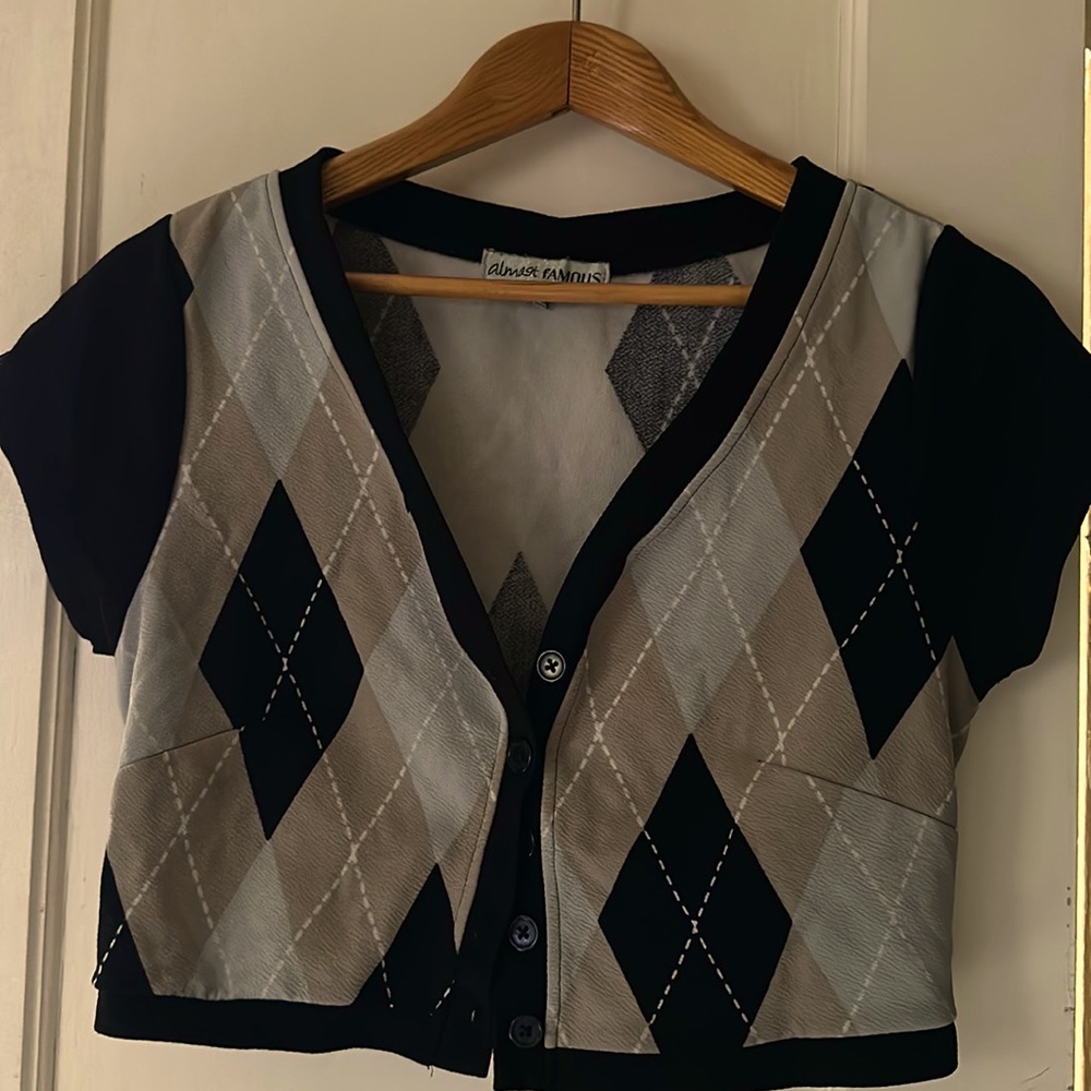 Almost Famous No Sleeve Shirt Vest